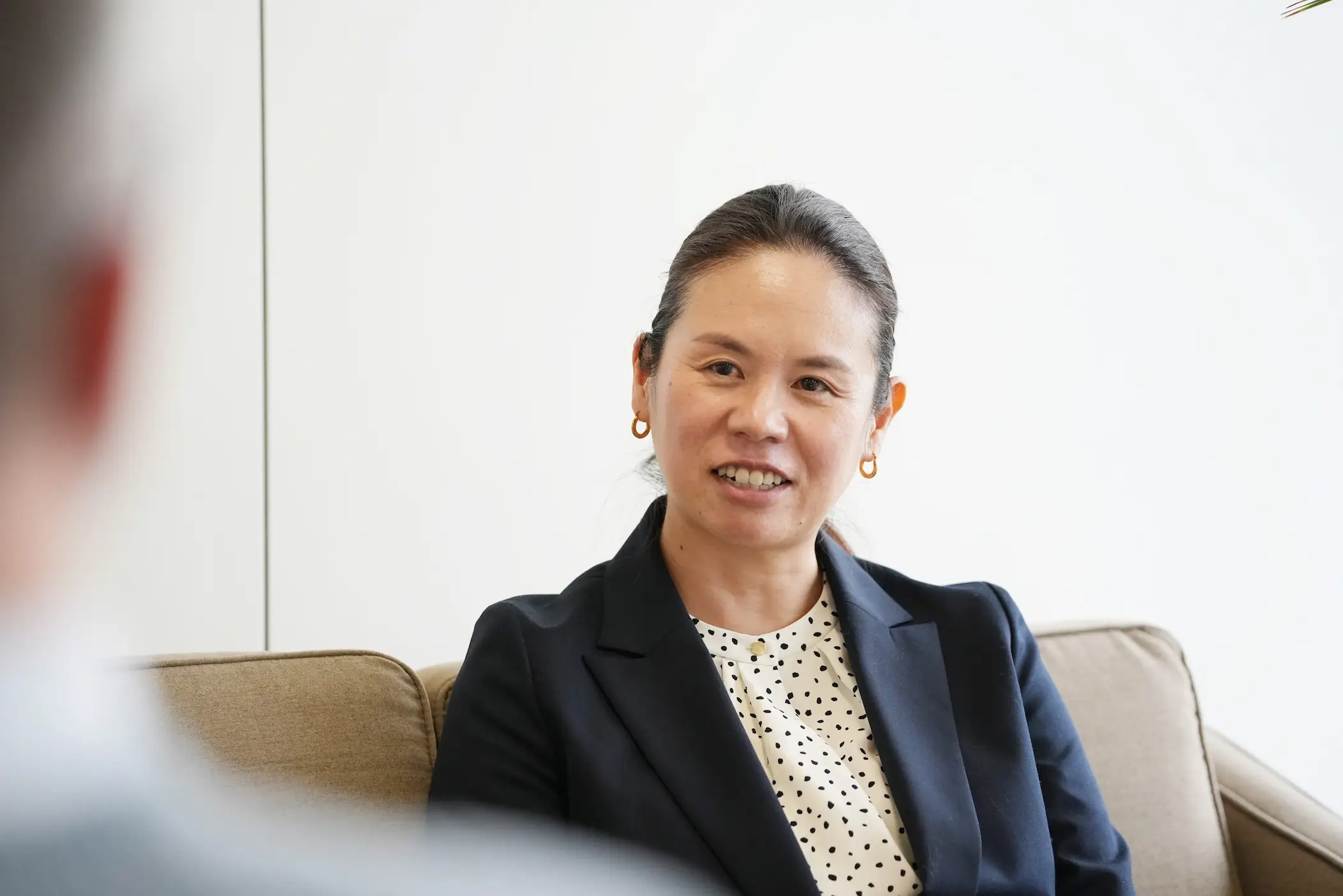 インタビューに応えるUnitaid・吉村麻美さん